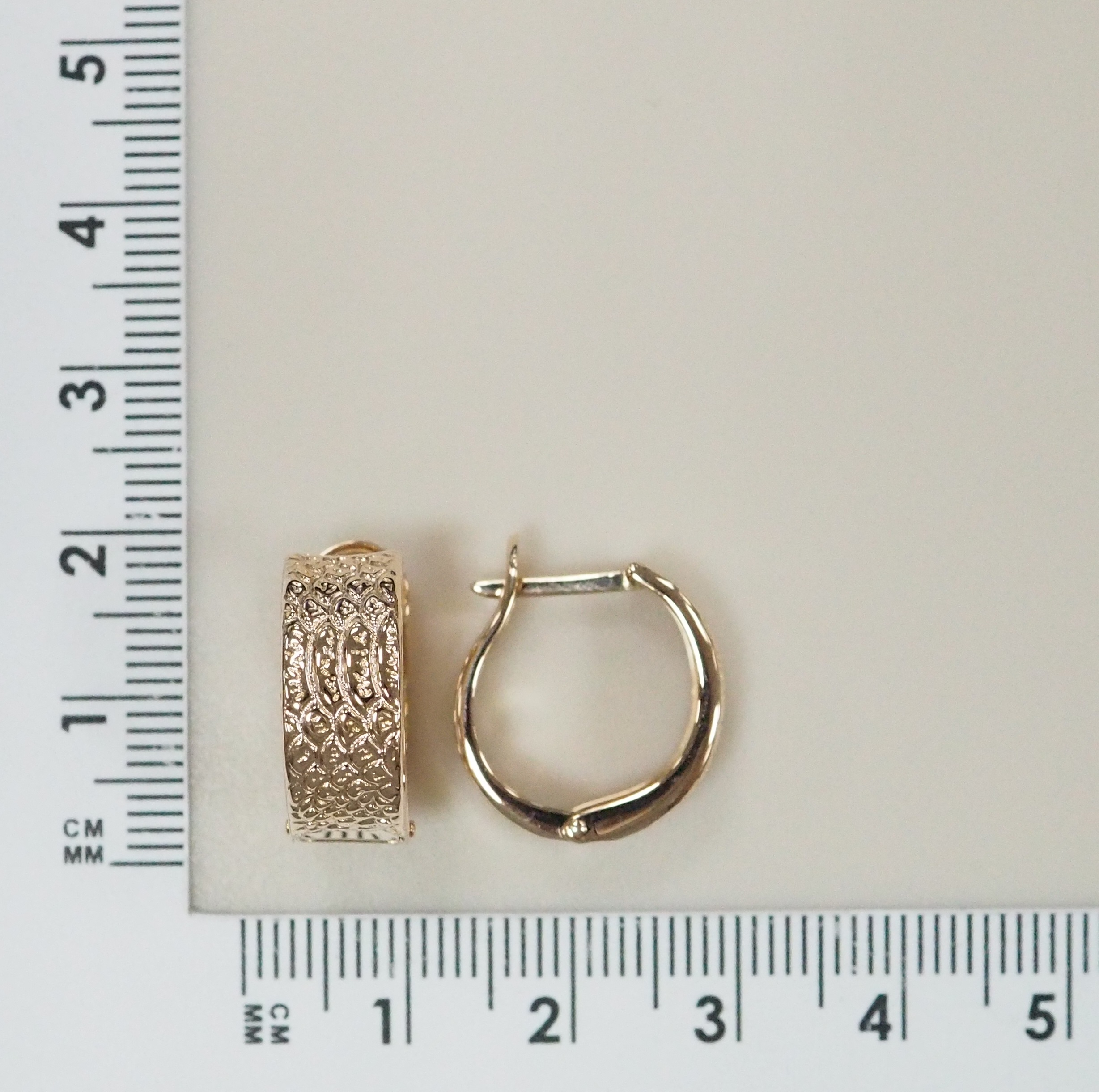 Серьги из золота